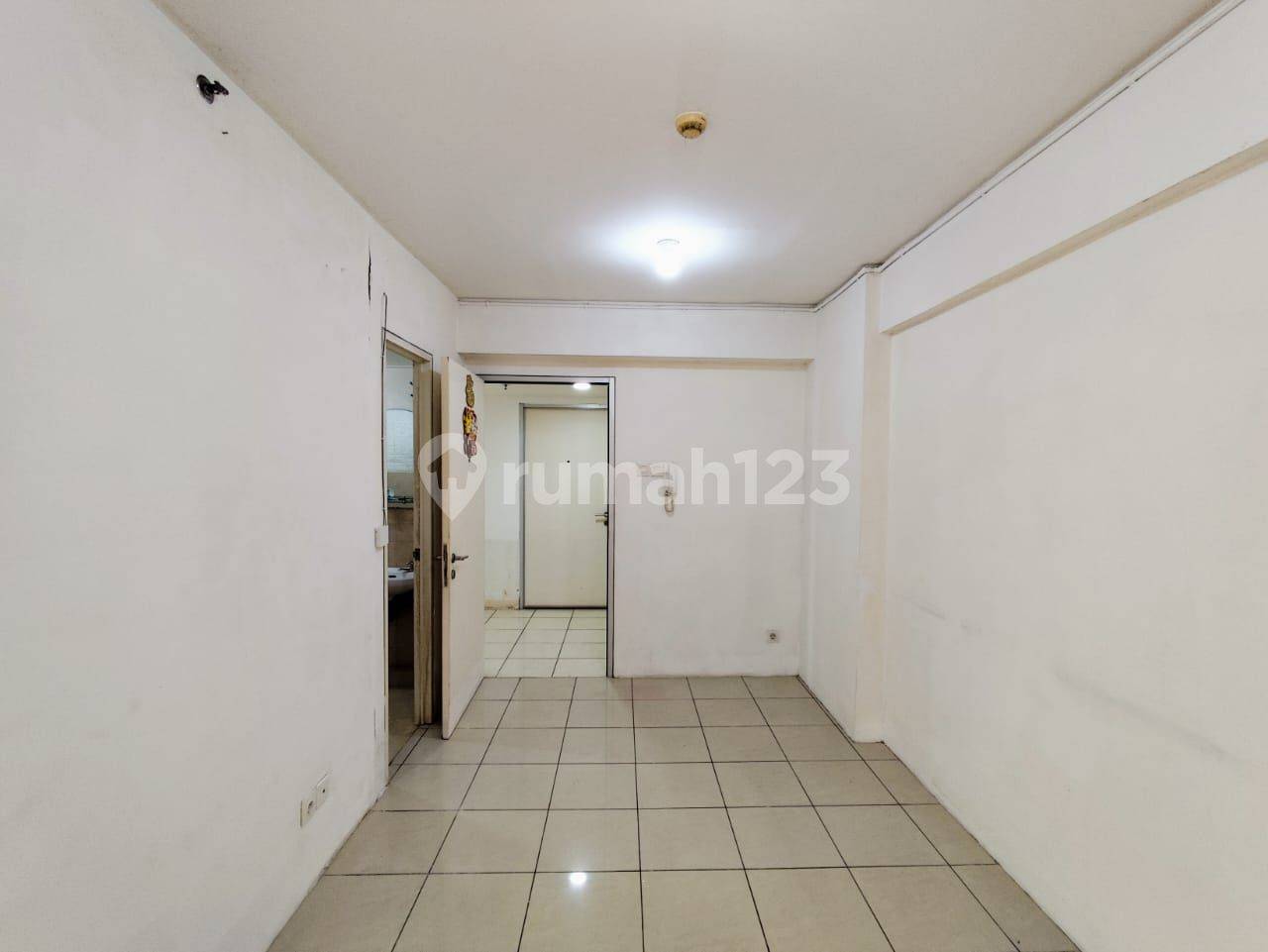 Жасыл шығанақ Pluit пәтері, жүзу бассейні және толық жабдықтары бар