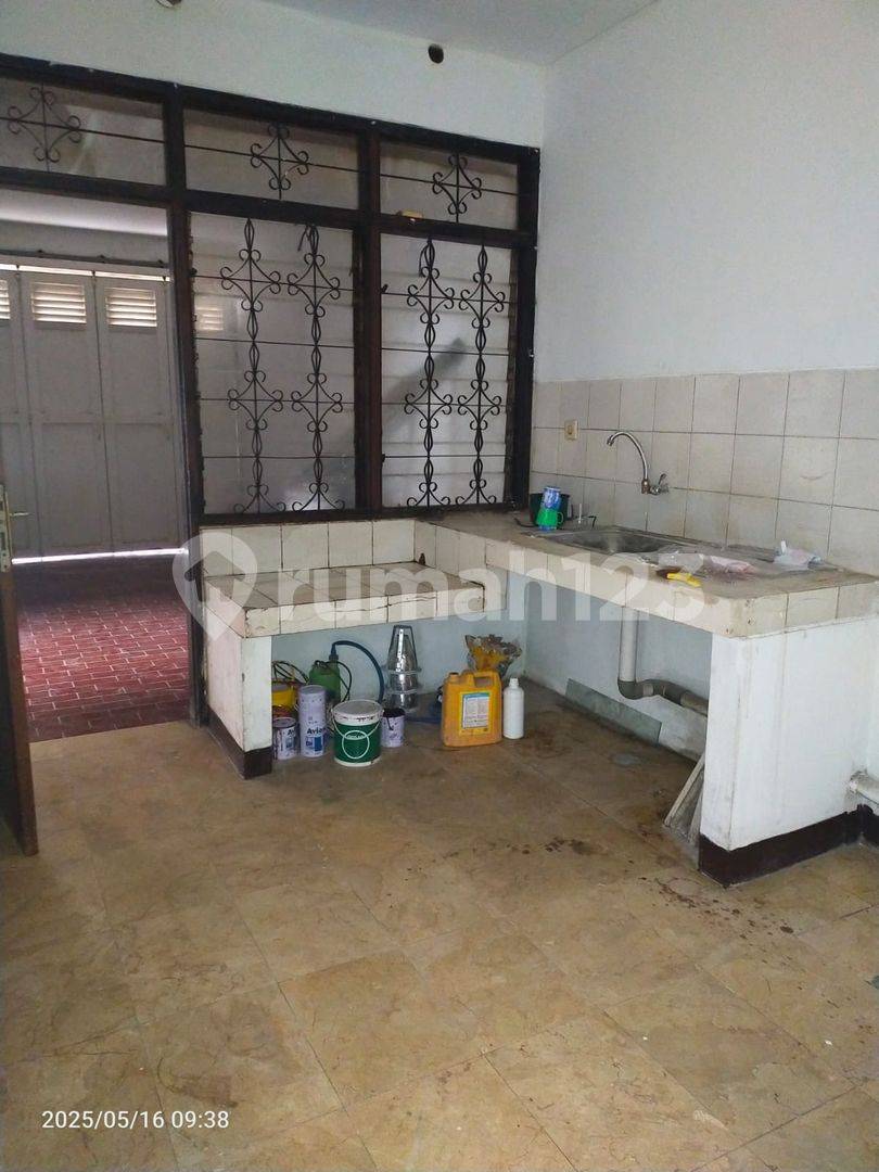 Rumah dalam kompleks Muara, 3+1 kamar, luas 136m²