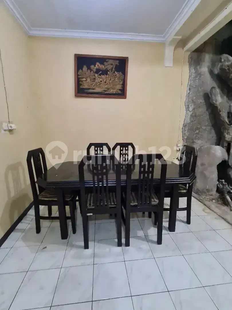 Comfortable 3-Bedroom House in Pondok Kelapa, Jakarta Timur