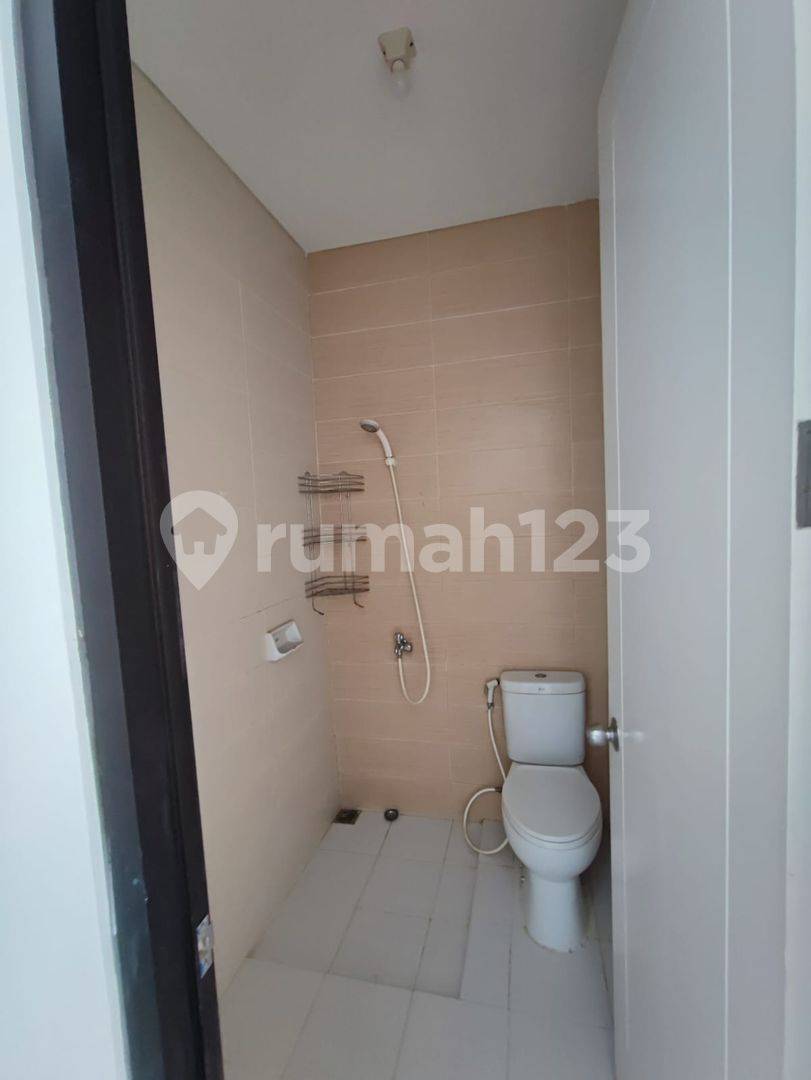 Ready to Move-in House in Cikupa Citra Raya Tangerang