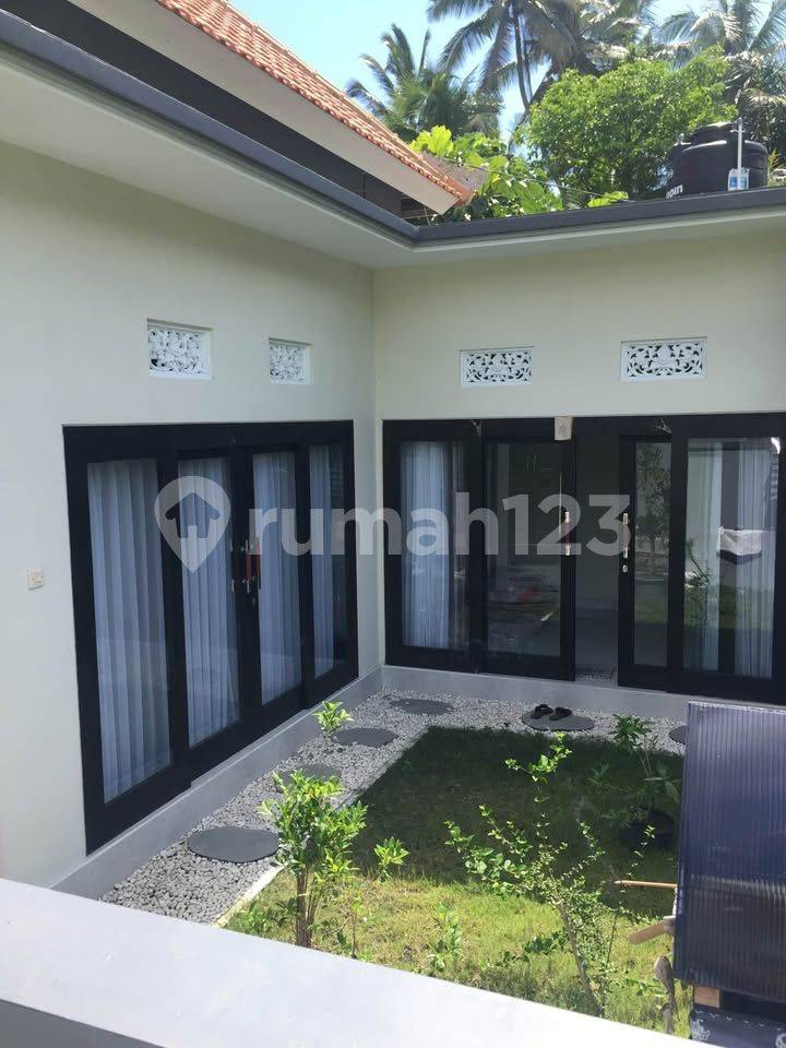 Spacious 2-Bedroom Property with Garden and Garage