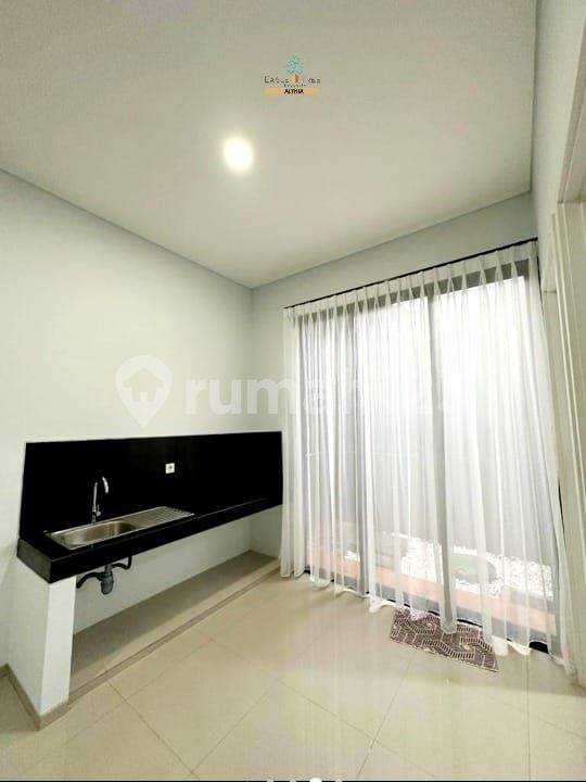 Жабдықталған 2 бөлмелі үй Bintaro жақын маңындағы ыңғайлылықтар