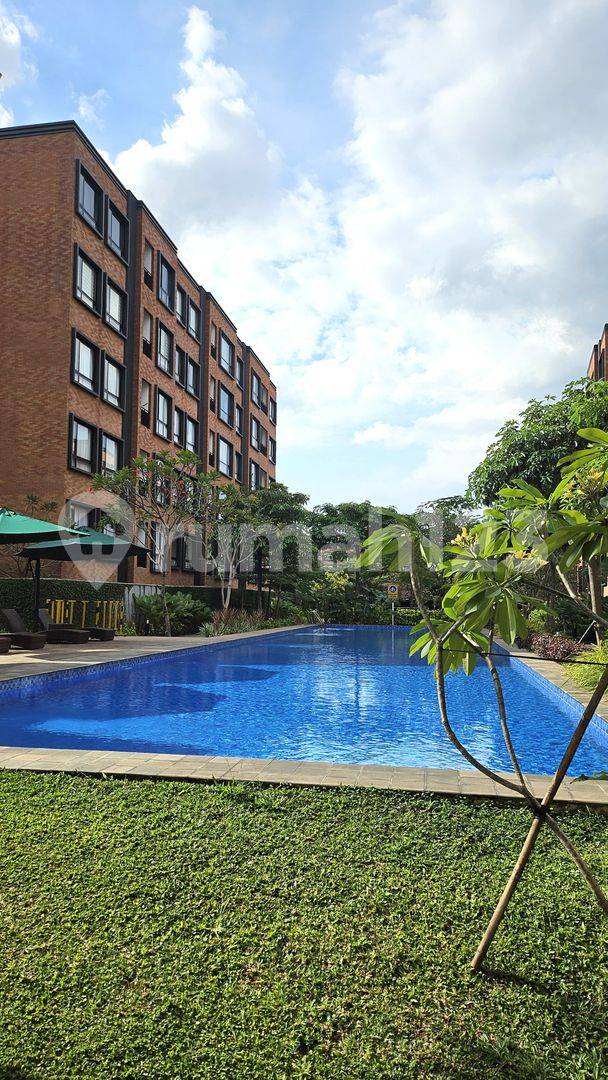 Top Floor Apartment with Pool View in Tower H, Fully Furnished