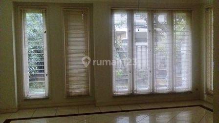 Spacious Tropical Property with Private Pool near Central Jakarta