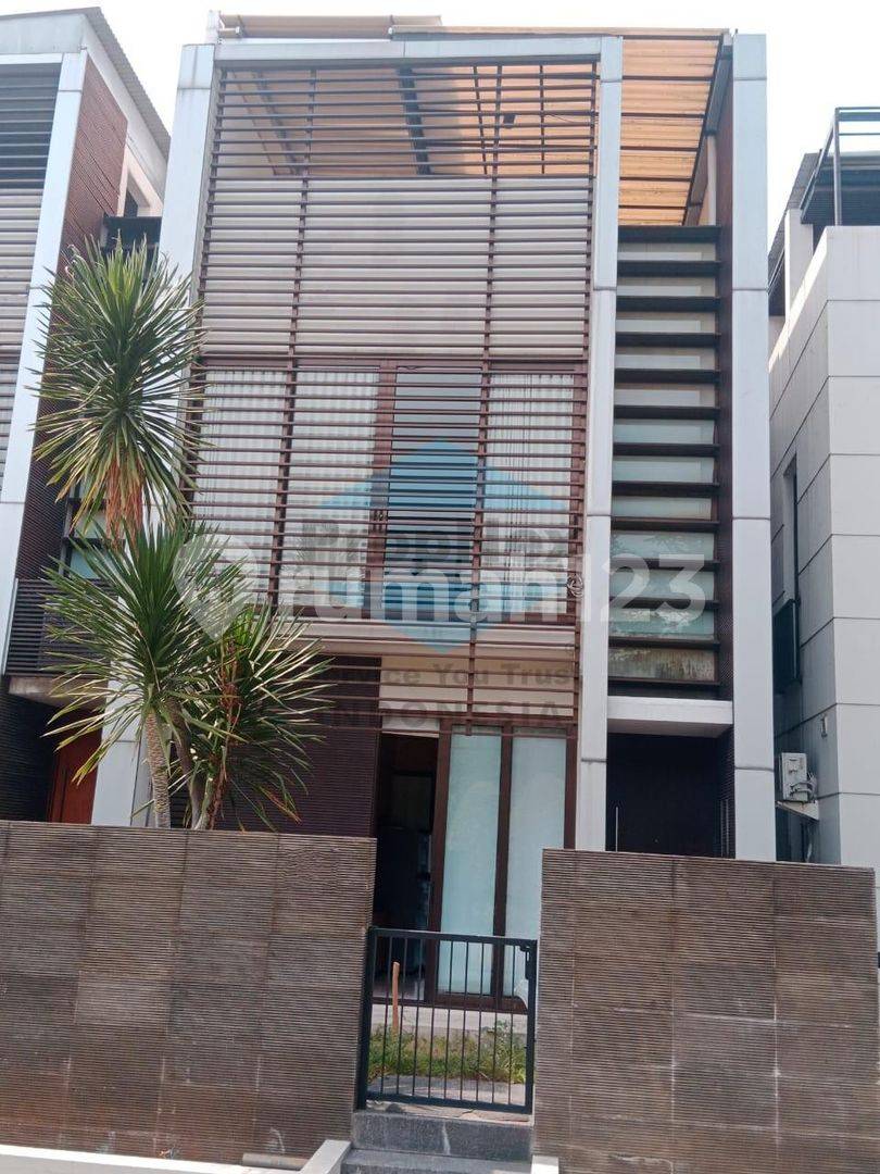 Graha Famili Platinum Terrace - 4 Floor Luxury Rental with Golf View