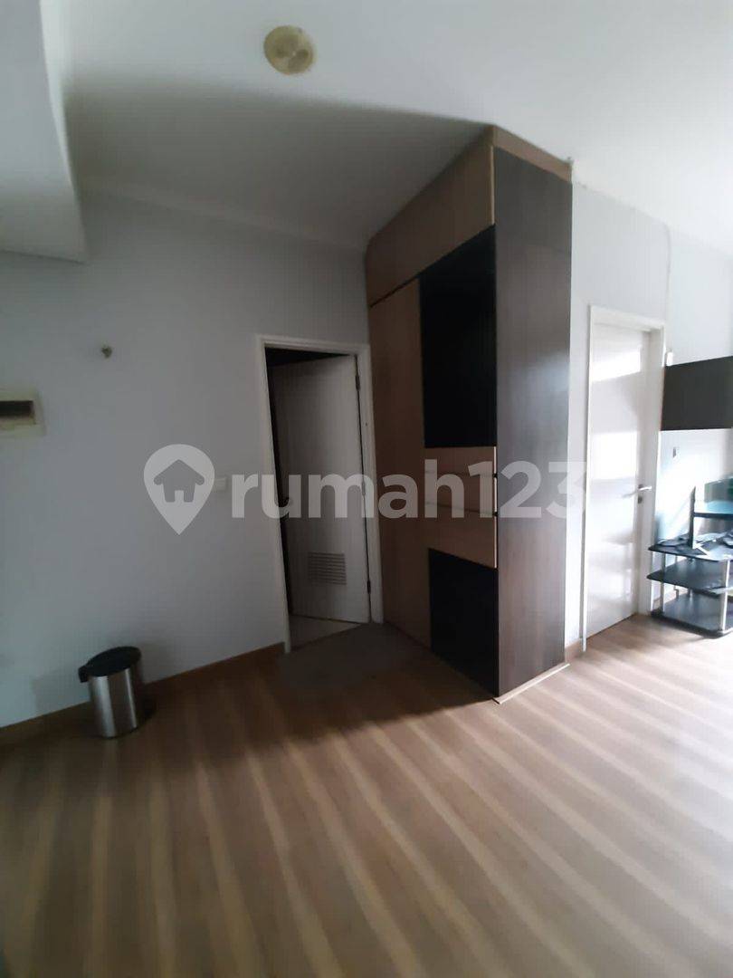 Толық жабдықталған 1 бөлмелі пәтер Silkwood, Алам Сутера
