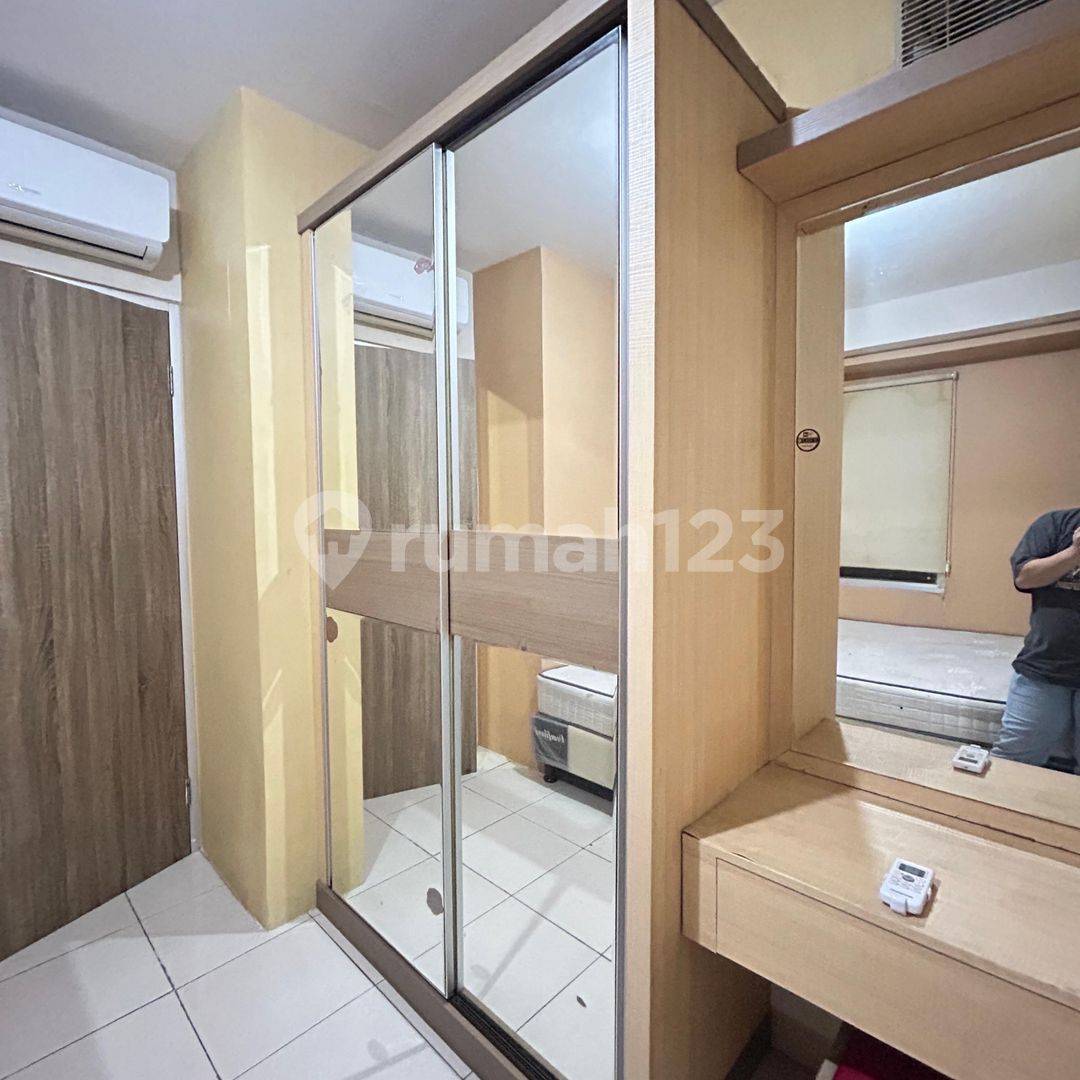 Greenbay Apartemen 2 Bedroom Fully Furnished