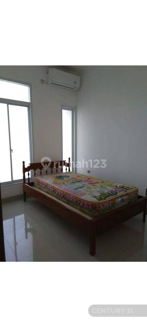 Strategically Located Property near Toll Cijago and Mall Liviale World