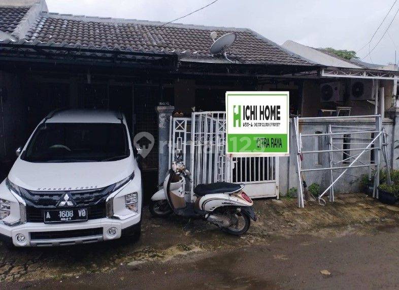 3 Bedroom Property with Land and Building Area